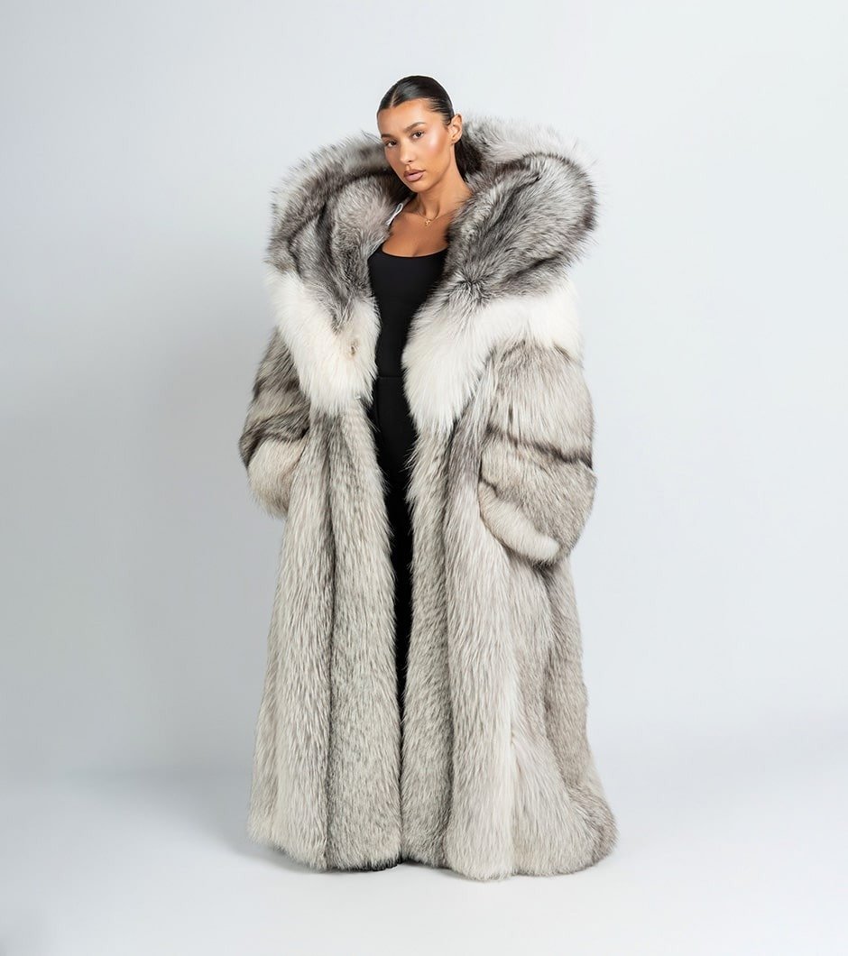 Disney-Σελίδα-8w Aymeigh | Luxury Rare Scandinavian Platinum Fox Full Length Fur Coat With Extra Lavish Huge Hood - Image 1