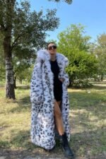 Zelda | Jaguar Fox Fur Coat - Image 2
