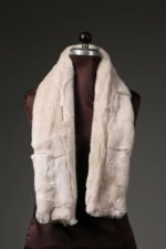 Cream Rex Rabbit Fur Scarf - Image 4