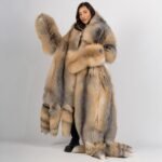 Corinne | Saga Set Double Face Scandinavian Golden Island Fox & White Rex Boa-Cape With Detachable Tails & Huge Gloves