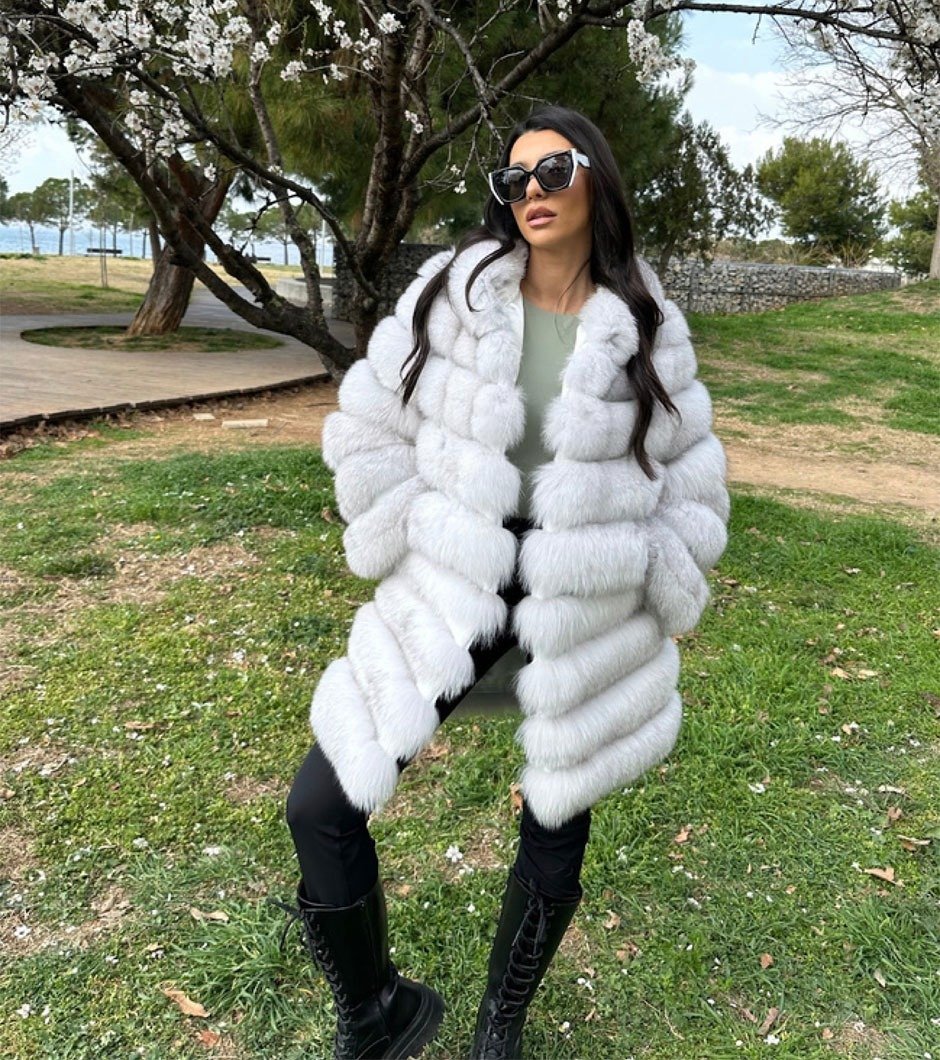 Λαπννω-Σελίδα-6-w Sawyer | Luxury Blue Fox Fur Jacket/Coat With Hood - Image 1