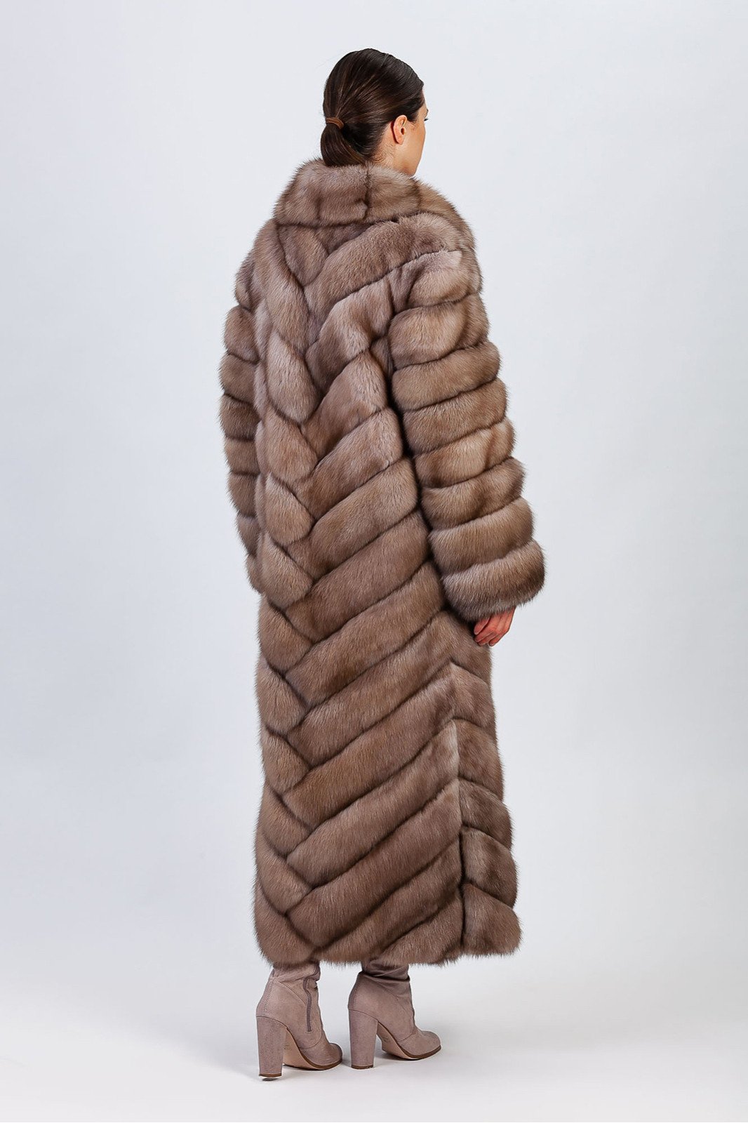 Long Sable Fur Coat Seija - Image 3