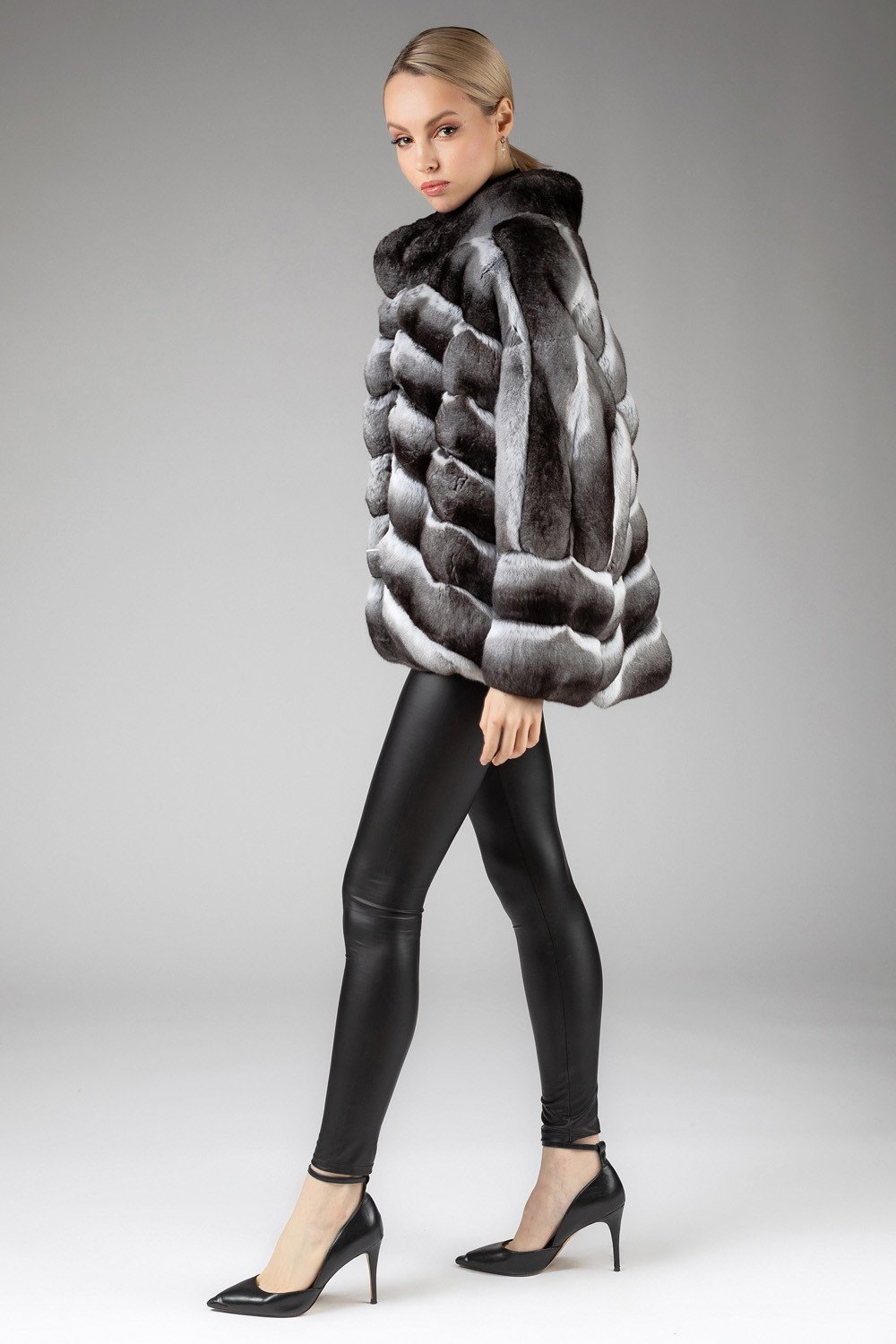 Chinchilla Fur Coat Nicole - Image 5