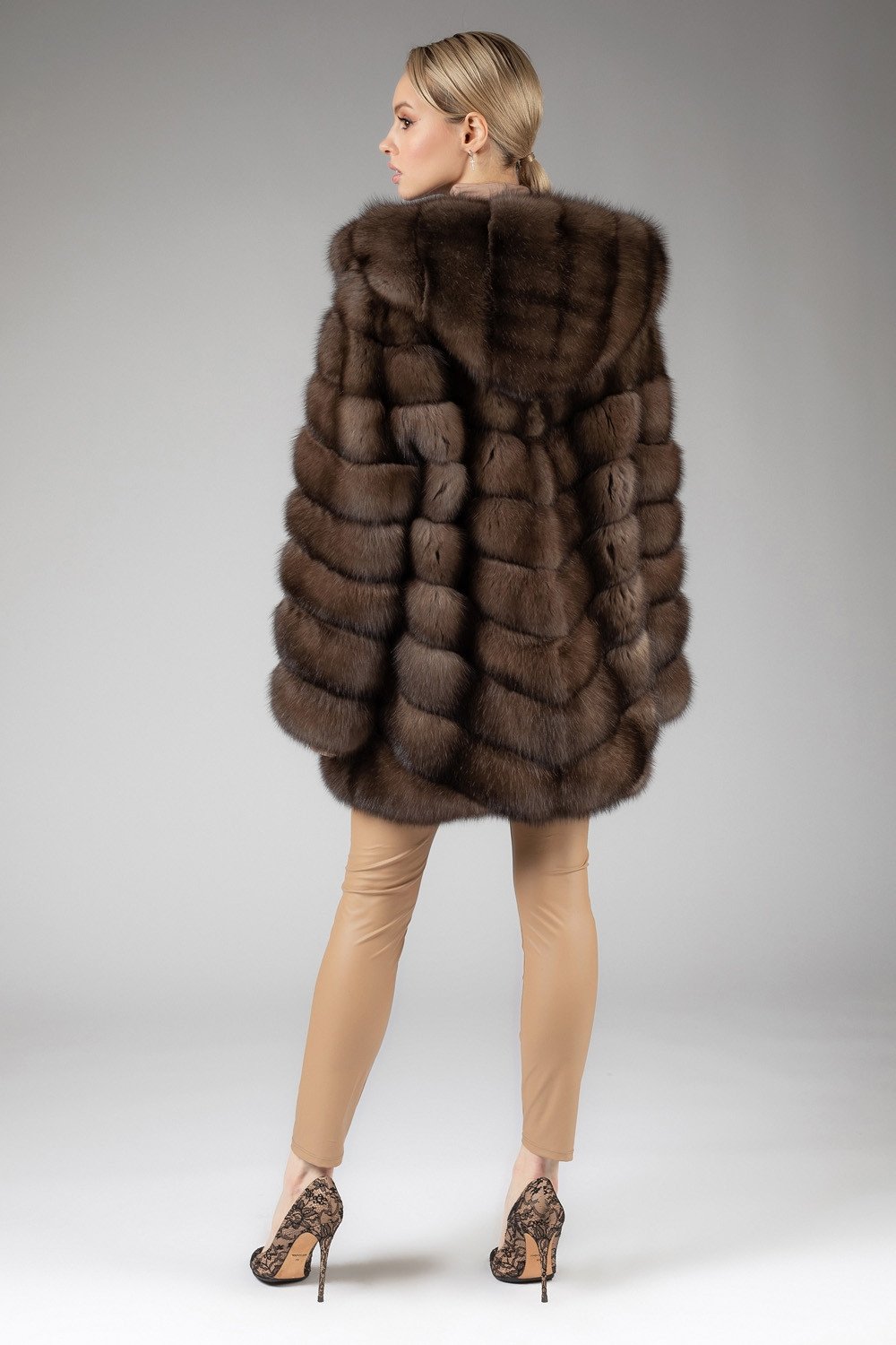 Sable Fur Coat Antonella - Image 2
