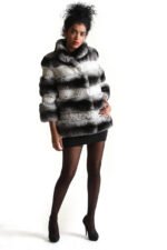 Short Sleeved Chinchilla Fur Coat With Snake Skin - Image 6