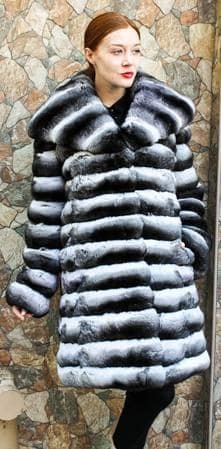 Fabulous Chinchilla Fur Stroller Wide Collar 0817