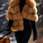 Golden Fox Cape 84448