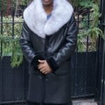 Men’s Black Shearling Coat Blue Fox Collar Size M 33883