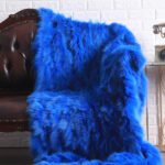 Neon Blue Fox Fur Fur Blanket Throw